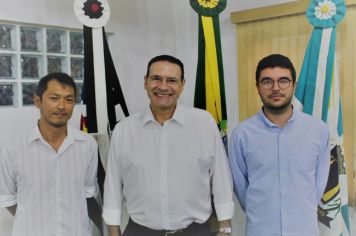 Deputado Federal visita Câmara de São Miguel Arcanjo e Hospital Municipal para verificar infraestrutura na área da Saúde