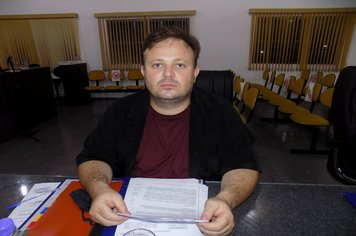 Vereador propõe Projeto de Lei para reconhecimento de atividade essencial e isenção de taxa de inscrição de concursos públicos para inscritos no Cadastro Único