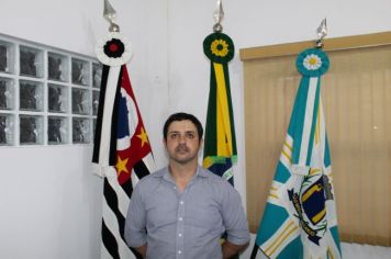 Vereador faz Requerimentos para Limpeza Urbana de Entulhos e Acostamento na SP-139 e SP-250