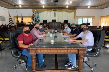 Câmara de São Miguel Arcanjo apoia Câmara de Tapiraí para reforma da SP-79