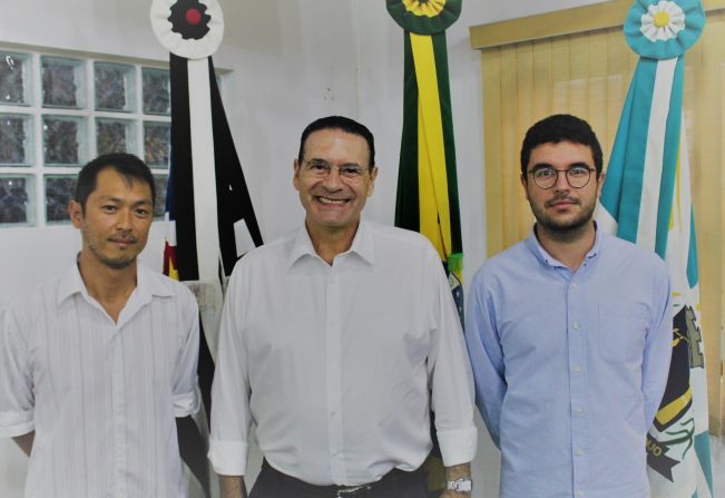 Deputado Federal visita Câmara de São Miguel Arcanjo e Hospital Municipal para verificar infraestrutura na área da Saúde