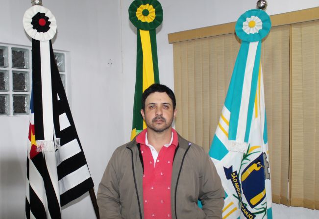 Vereador faz Requerimento para regularização fundiária para Gramadão e Pocinho