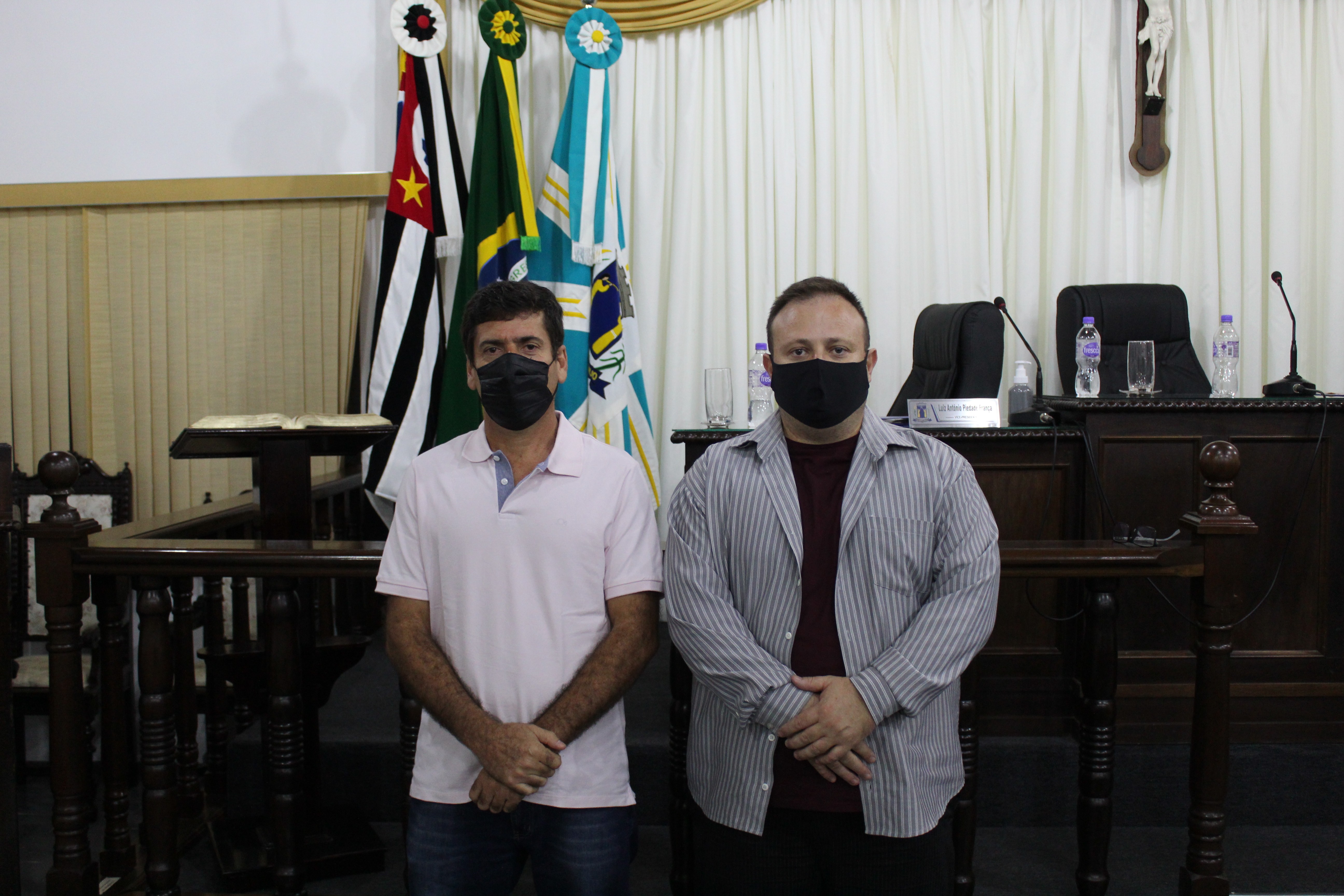 Vereadores fazem Requerimento à Prefeitura