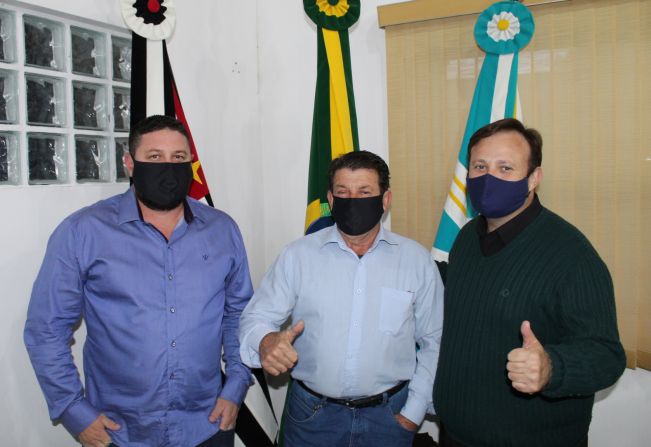 Vereadores fazem indicação à Prefeitura para Sabesp implementar saneamento e fornecimento de água no Justinada