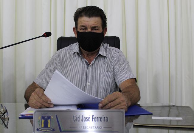 Vereador faz indicação para Cursos Técnicos para população e Requerimento de Pesar