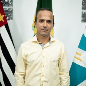 Wellington Alves Mandrigo Rodrigues (Professor Nana) 