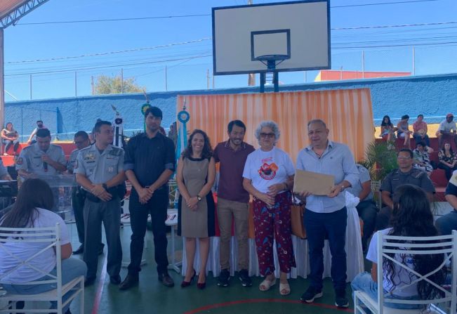 Vereador participa de formação de turmas Programa Educacional de Resistência às Drogas e à Violência - PROERD