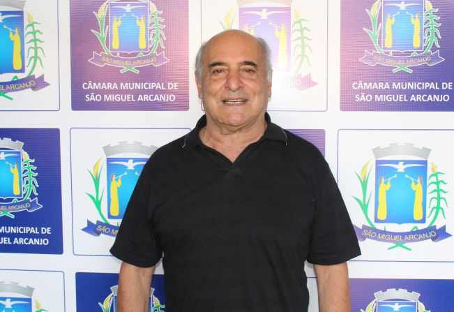 Vereador sugere instalação de lombada e faz votos de pesar pelo falecimento de Genny Medeiros Pinto