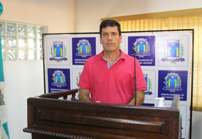 Vereador solicita instalação de placa denominativa da Praça do Pocinho